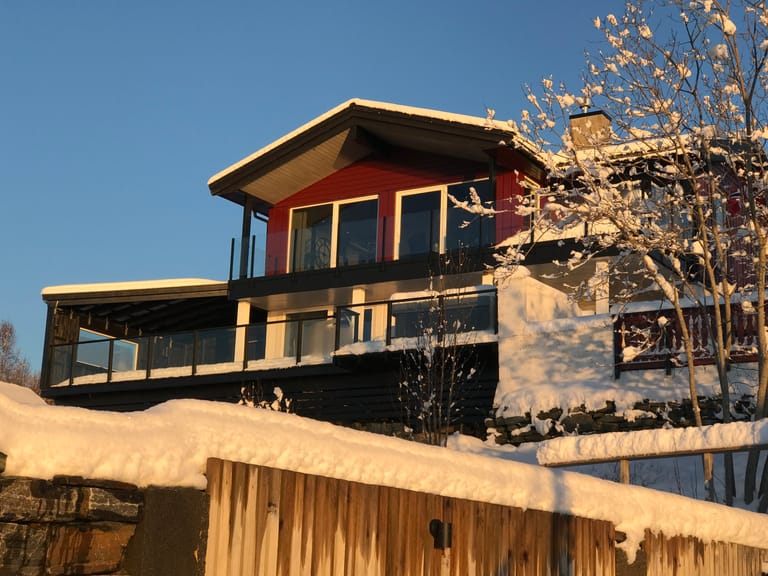 Exterior view of the seaside house at Fleslandsvegen 208A