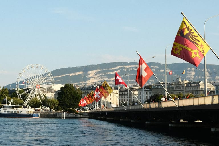 Geneva financial district near the lake